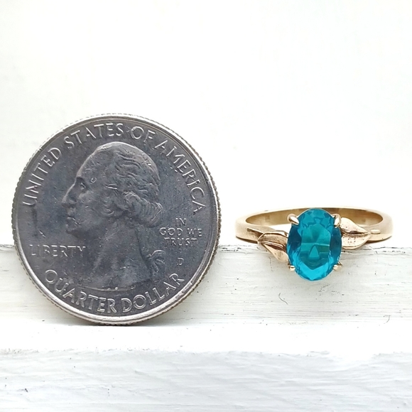 Aquamarine Gold Ring - Picture 11 of 11